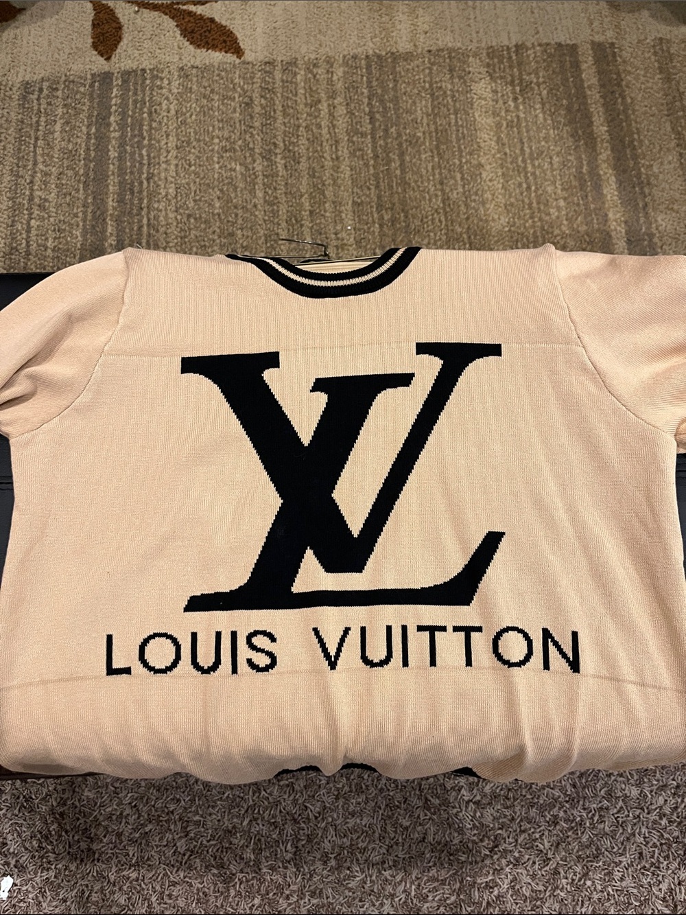 Source Unknown Tan and Black Logo Crewneck Sweater - Picture 4 of 4